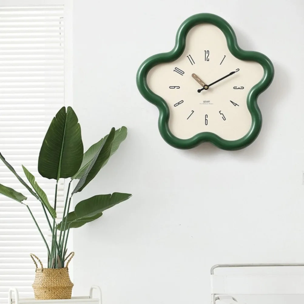 Cream Style Living Room Wall Clock
